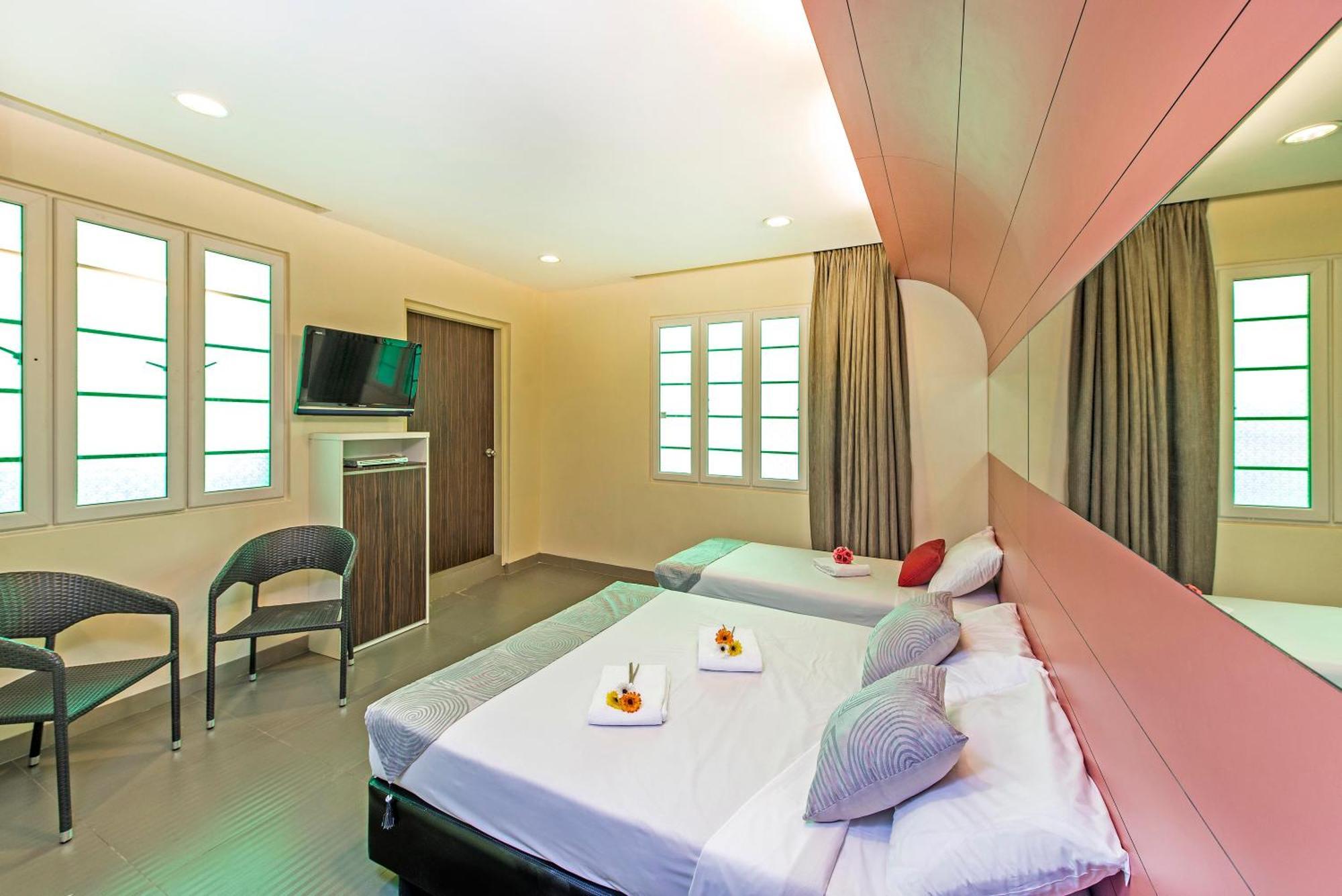 Hotel 81 Rochor Singapore Exterior photo